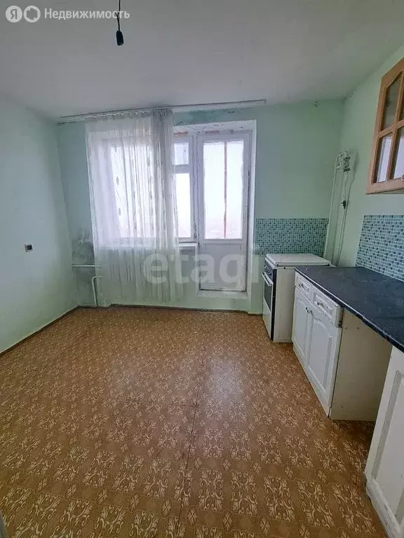 3-комнатная квартира: Саки, Евпаторийское шоссе, 80 (65.8 м) - Фото 1