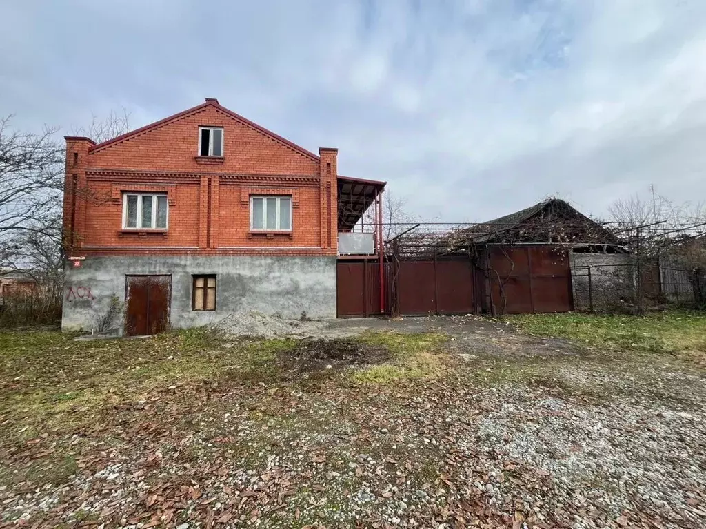 Дом в Северная Осетия, Ардон Пролетарская ул. (210 м) - Фото 1