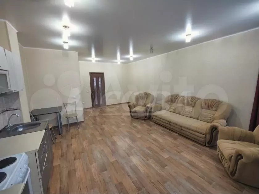 1-к. квартира, 43 м, 8/9 эт. - Фото 1