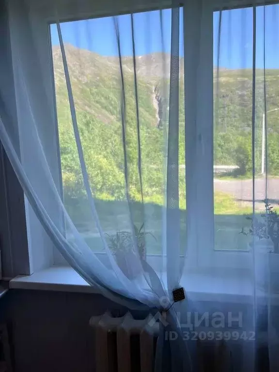 2-к кв. Мурманская область, Кировск Олимпийская ул., 42 (51.0 м) - Фото 2