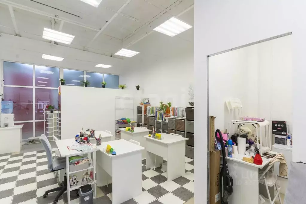 Помещение свободного назначения в Тюменская область, Тюмень ... - Фото 1