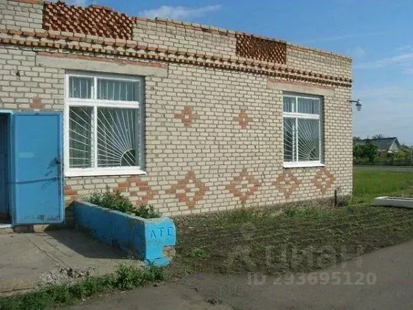 Помещение свободного назначения в Омская область, Одесский район, с. ... - Фото 1