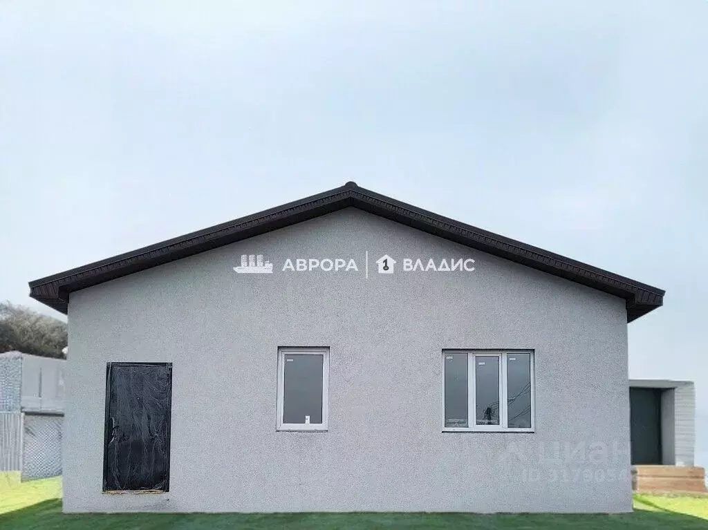 Дом в Челябинская область, Магнитогорск ул. Василия Овсянникова (110 ... - Фото 0
