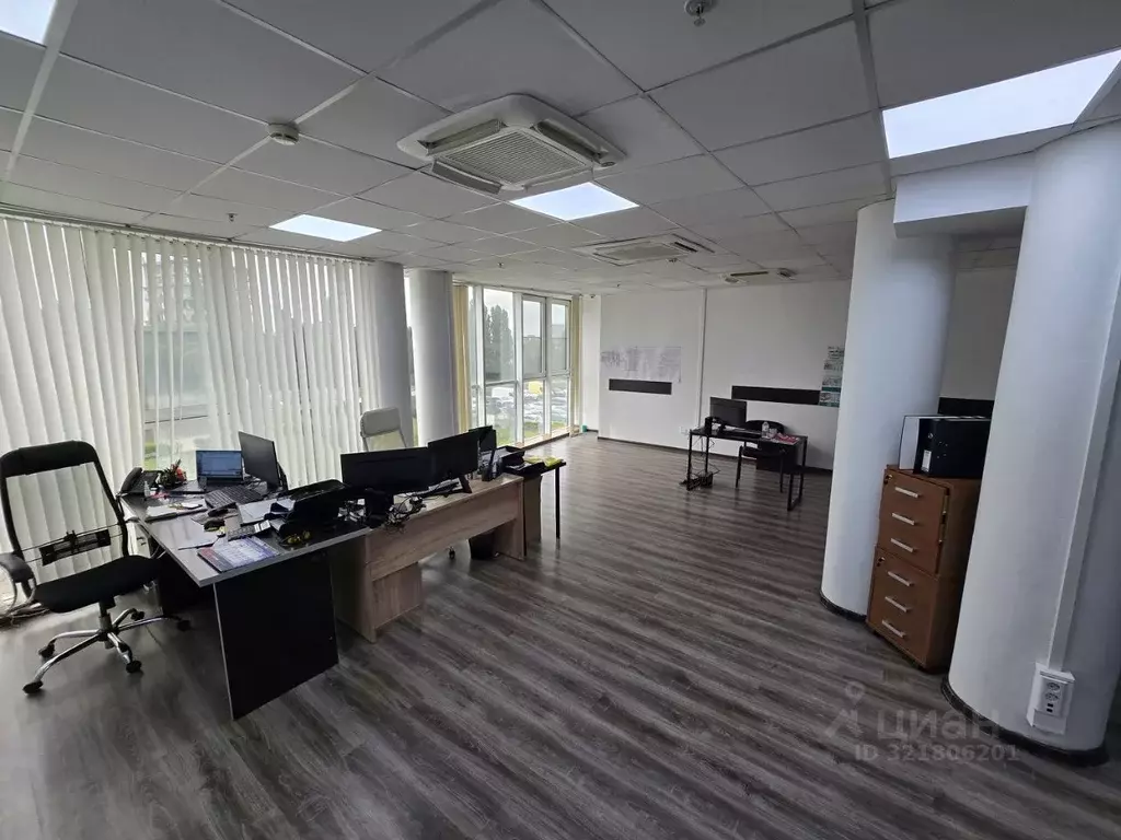 Офис в Краснодарский край, Краснодар Центральный мкр, ул. Кубанская ... - Фото 2