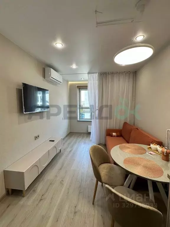 1-к кв. Татарстан, Казань ул. Азата Аббасова, 16 (33.0 м) - Фото 1