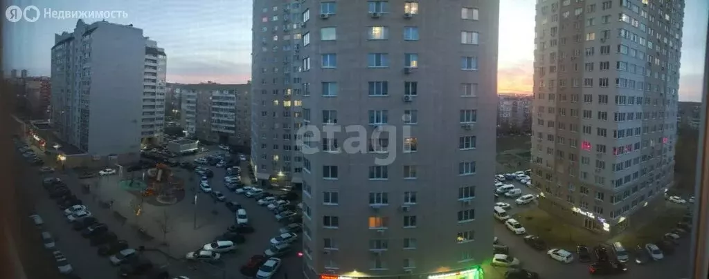 3-комнатная квартира: Саратов, 3-й Московский проезд, 15 (72 м) - Фото 0