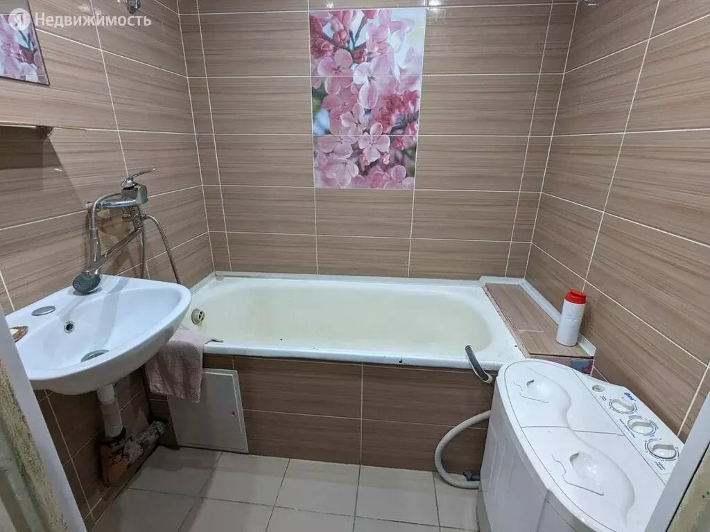 1-комнатная квартира: Киров, улица Риммы Юровской, 7 (34 м) - Фото 0