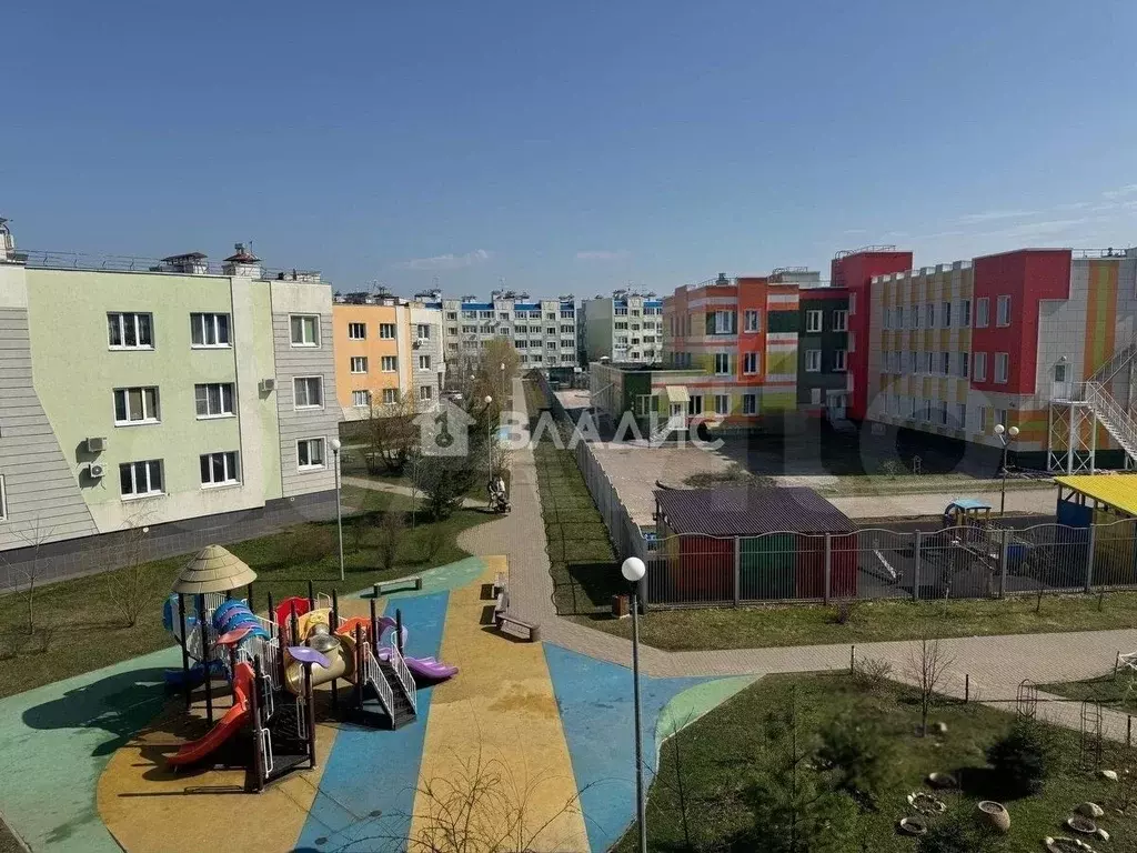 3-к. квартира, 64,6 м, 3/3 эт. - Фото 1