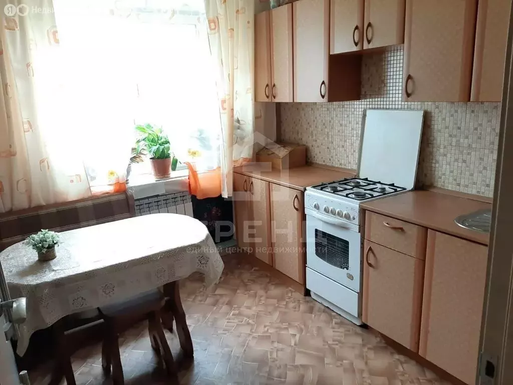 3-комнатная квартира: Петергоф, Суворовская улица, 3к9 (68.6 м) - Фото 2