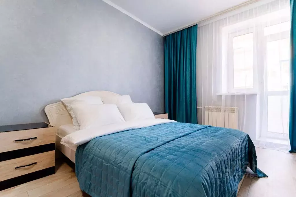 1-к кв. Омская область, Омск бул. М.М. Кузьмина, 9 (43.0 м) - Фото 1