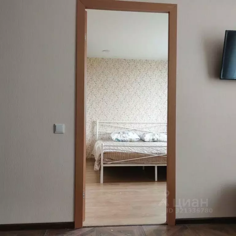 2-к кв. Свердловская область, Екатеринбург ул. Краснолесья, 10 (43.0 ... - Фото 1