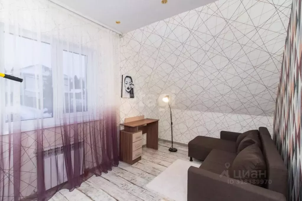 Дом в Ханты-Мансийский АО, Ханты-Мансийск ул. Гагарина, 56 (73 м) - Фото 0