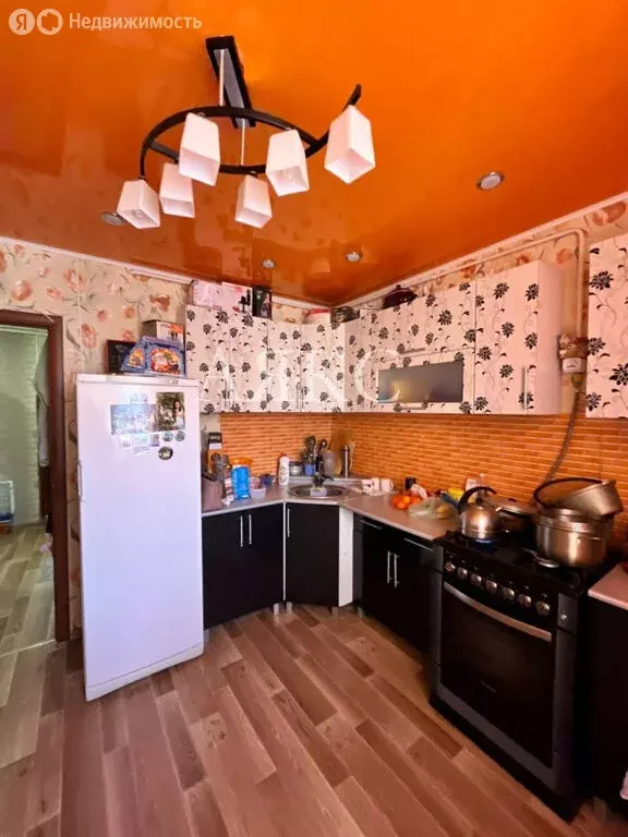 2-комнатная квартира: Ишимбай, улица Чкалова, 5А (52 м) - Фото 0