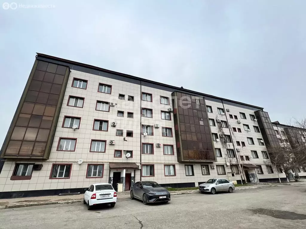 2-комнатная квартира: Грозный, улица Чайковского, 24 (55 м) - Фото 1