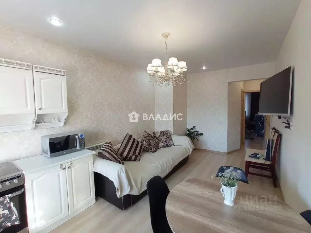 3-к кв. Бурятия, Улан-Удэ 140А мкр, 24 (56.9 м) - Фото 1