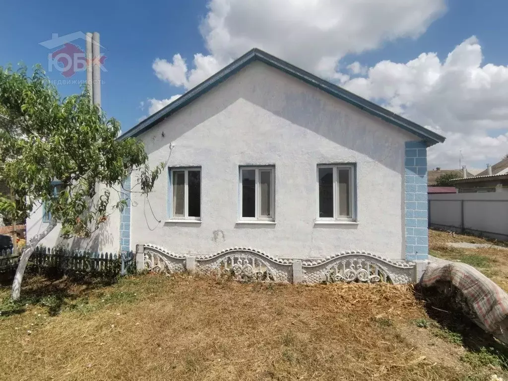 Дом в Крым, Сакский район, с. Суворовское ул. Мира, 48 (50 м) - Фото 0