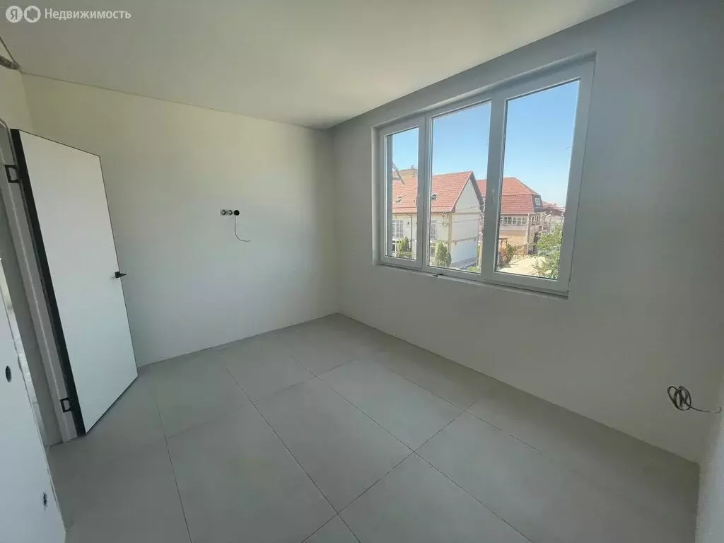 2-комнатная квартира: Витязево, Промышленная улица, 2 (47 м) - Фото 2