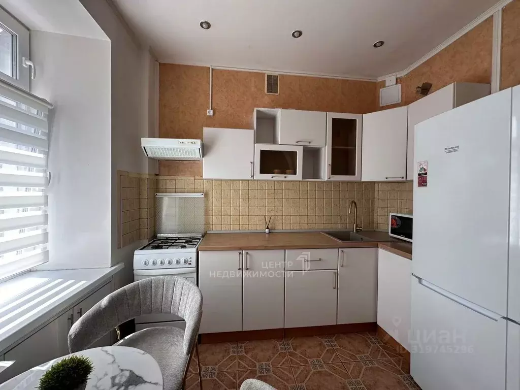 1-к кв. Татарстан, Казань Габдуллы Тукая ул., 102 (35.1 м) - Фото 1