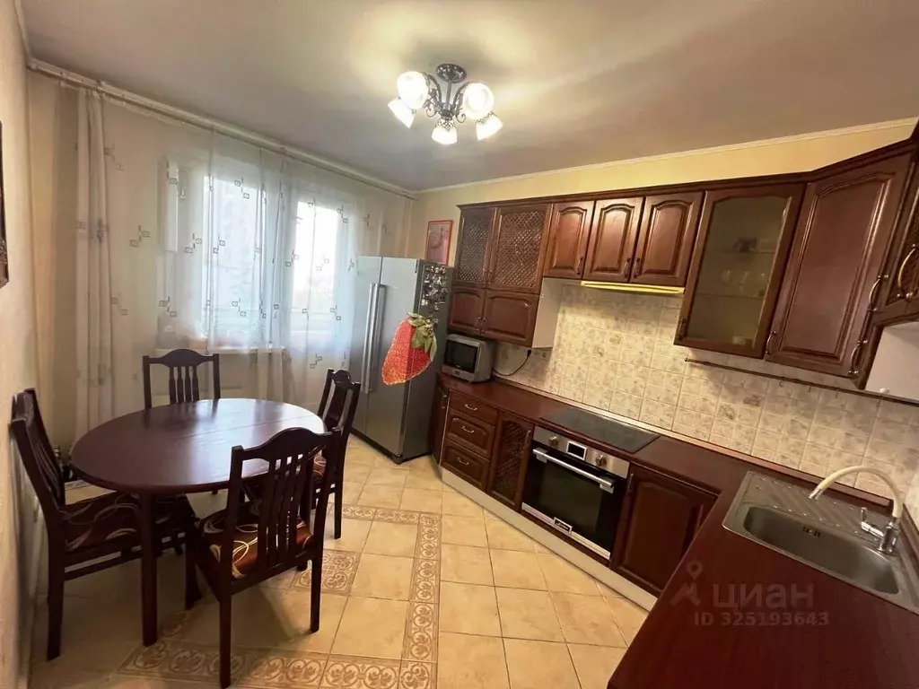 3-к кв. Москва ул. Марьинский Парк, 25К1 (79.1 м) - Фото 1