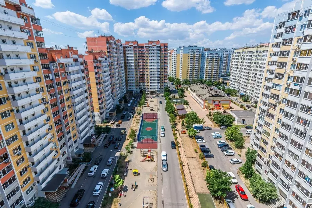 1-к кв. Краснодарский край, Краснодар проезд Репина, 42 (42.0 м) - Фото 0