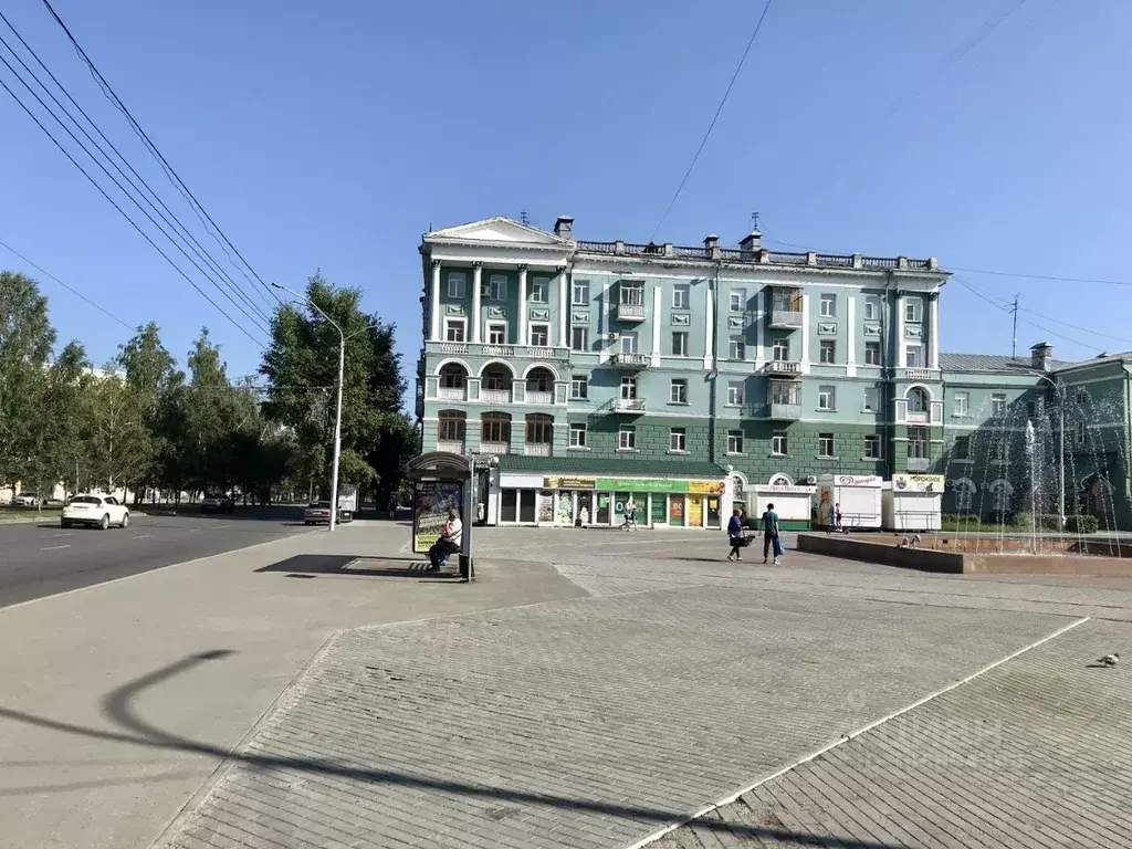 Помещение свободного назначения в Алтайский край, Барнаул просп. ... - Фото 2