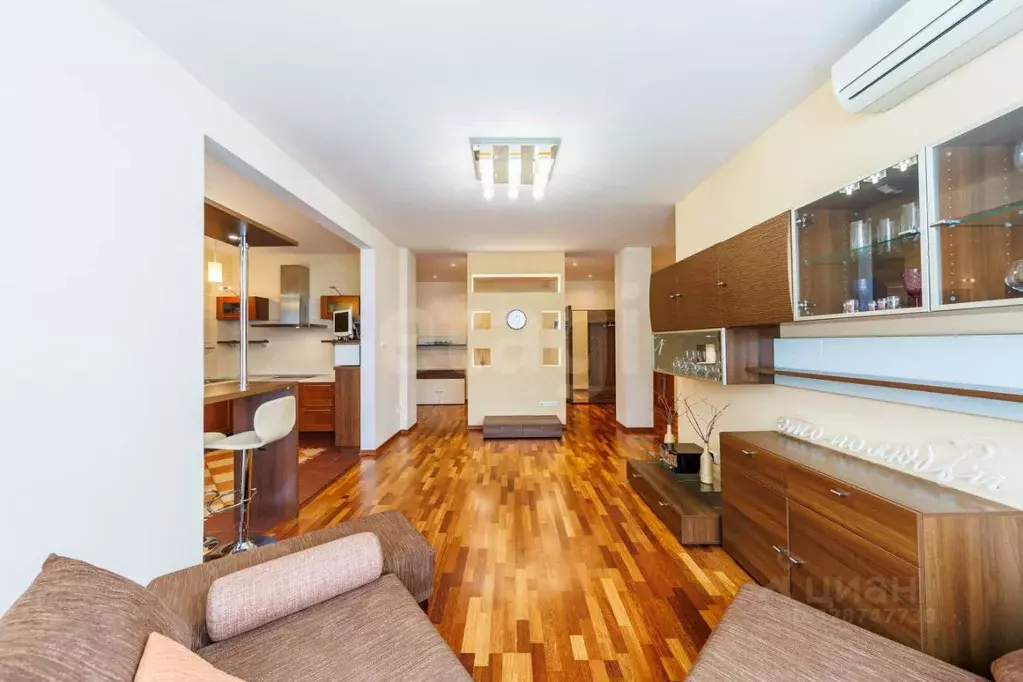 2-к кв. Тюменская область, Тюмень Фабричная ул., 7/1 (92.7 м) - Фото 1