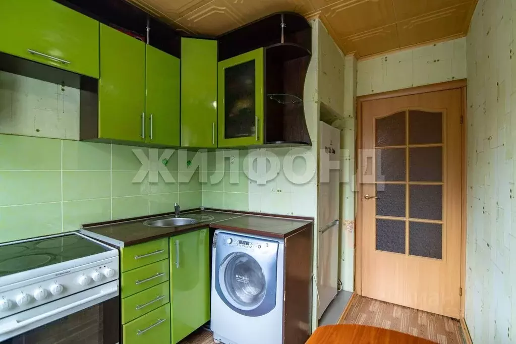 2-к кв. Алтайский край, Барнаул ул. Георгиева, 37 (44.6 м) - Фото 0
