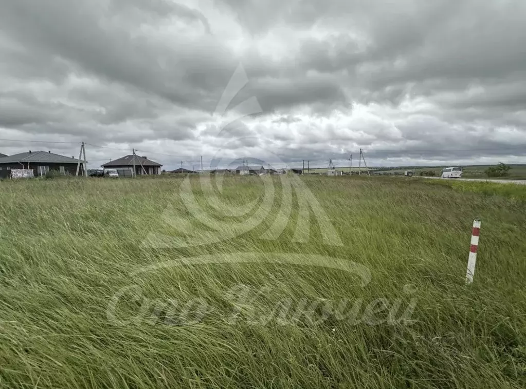 Участок в Московская область, Коломна городской округ, д. Семибратское ... - Фото 1