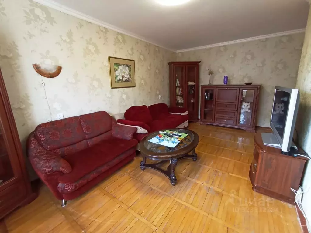 2-к кв. Московская область, Серпухов ул. Полянка, 18 (45.0 м) - Фото 2