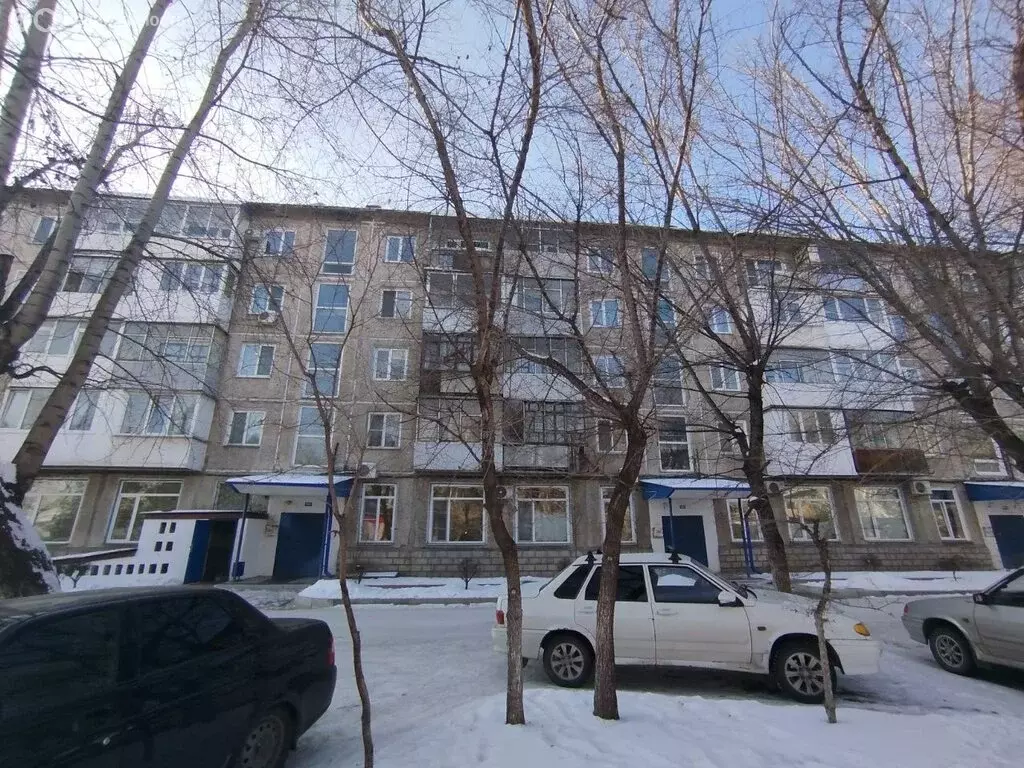 4-комнатная квартира: Минусинск, улица Комарова, 15 (58.3 м) - Фото 2