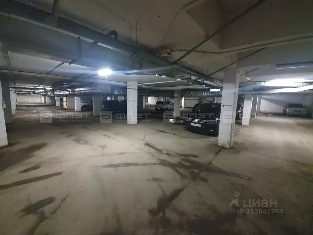 Гараж в Татарстан, Казань ул. Зинина, 9/23 (18 м) - Фото 1