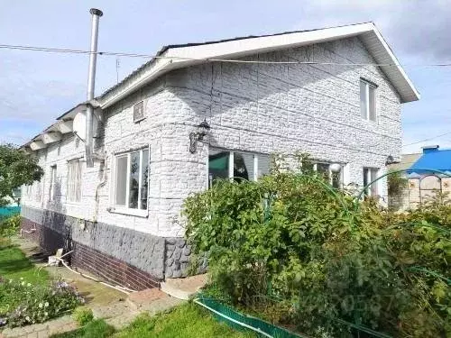Таунхаус в Удмуртия, Увинский район, с. Красное Лесная ул. (170 м) - Фото 2