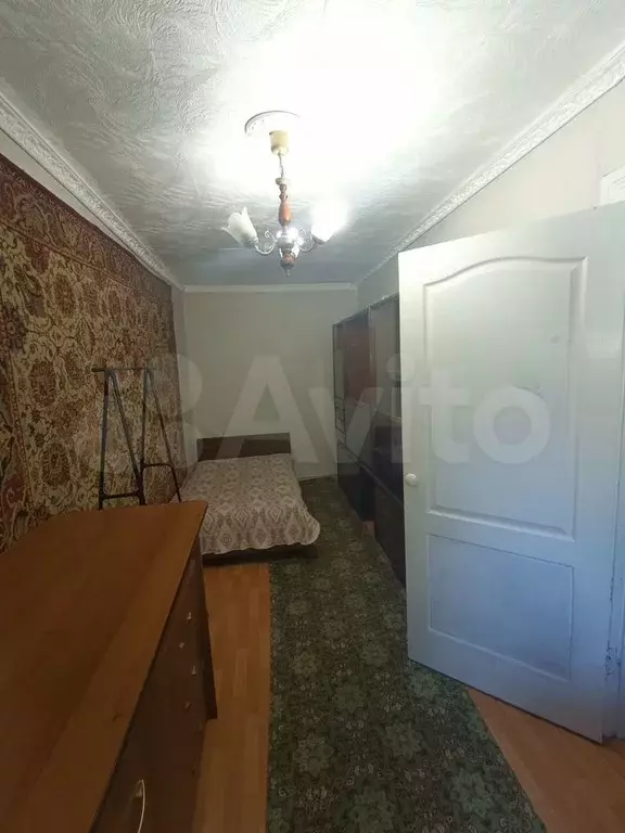 Комната 15 м в 2-к., 3/3 эт. - Фото 0