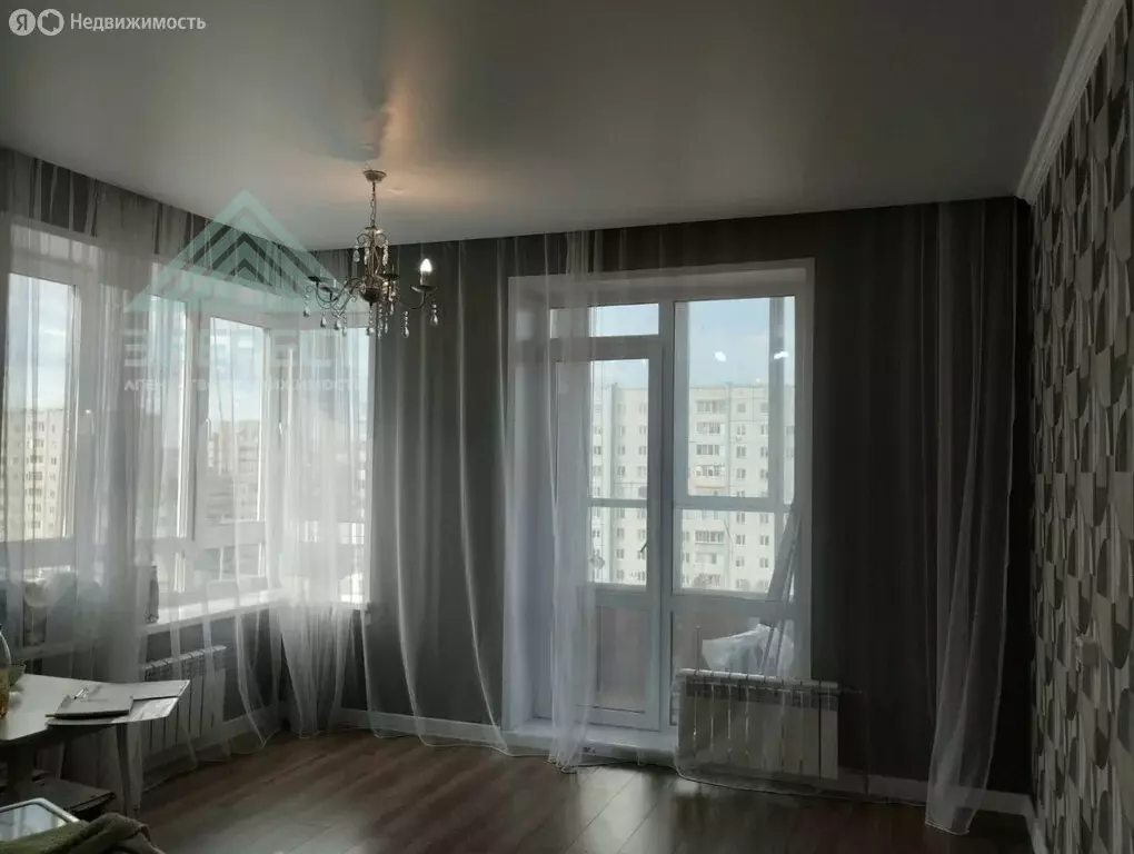 2-комнатная квартира: Абакан, улица Некрасова, 33А (54 м) - Фото 0