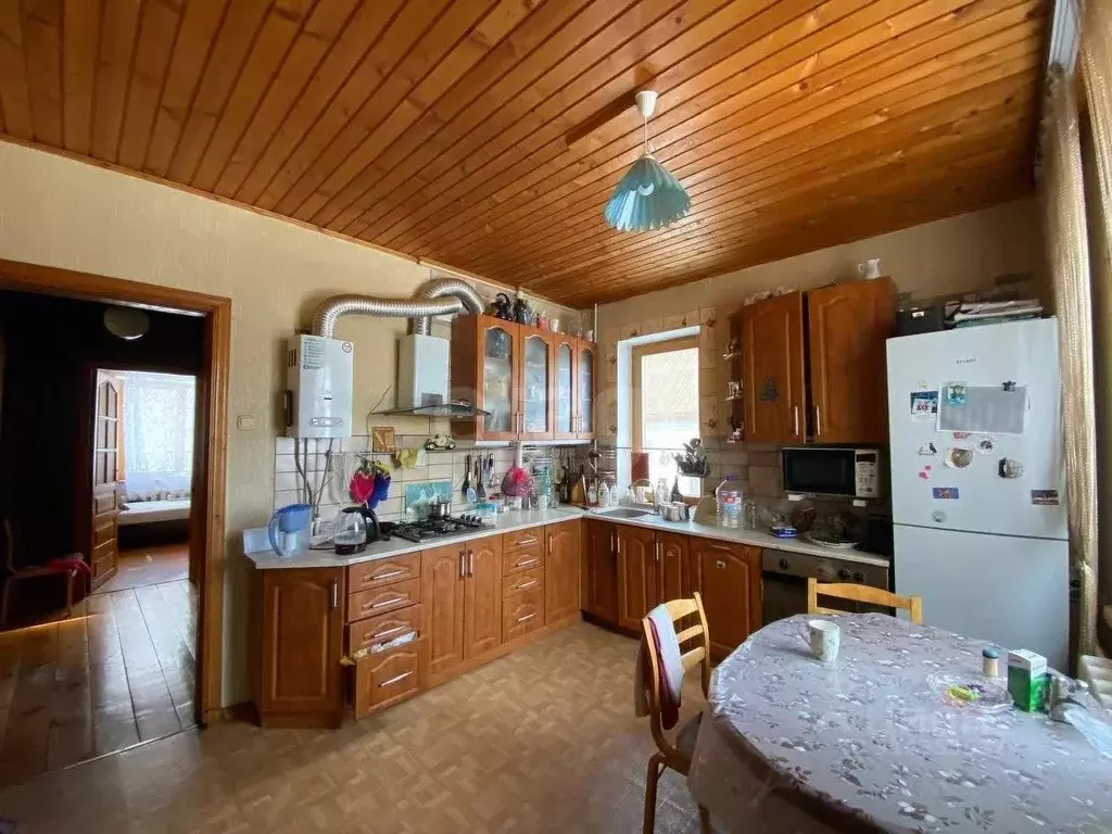 Дом в Брянская область, Жуковский муниципальный округ, д. Мосток ул. ... - Фото 2