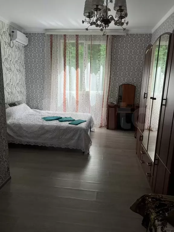 Комната 23 м, 2/2 эт. - Фото 0