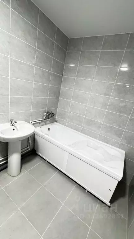 2-к кв. Красноярский край, Красноярск Аральская ул., 43 (61.6 м) - Фото 2