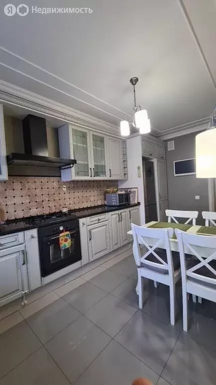 3-комнатная квартира: посёлок Горячеводский, проспект Советской Армии, ... - Фото 2