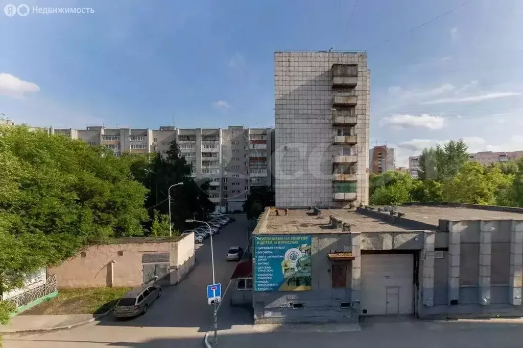 3-комнатная квартира: Тюмень, улица Николая Чаплина, 127 (73.9 м) - Фото 1