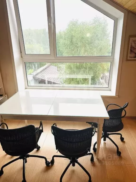 3-к кв. Новосибирская область, Новосибирск Радужная ул., 7 (150.0 м) - Фото 2