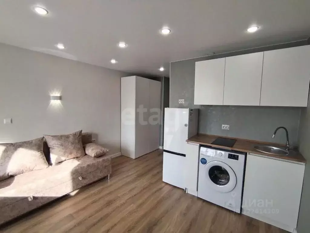 Студия Тюменская область, Тюмень Харьковская ул., 83 (17.0 м) - Фото 2