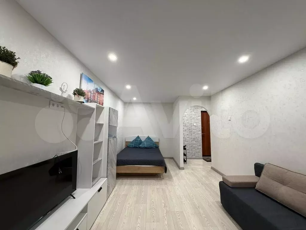 1-к. квартира, 42 м, 9/9 эт. - Фото 1
