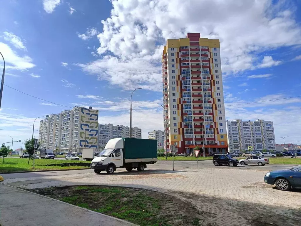 Офис в Татарстан, Набережные Челны ул. Гостева, 57 (99 м) - Фото 1