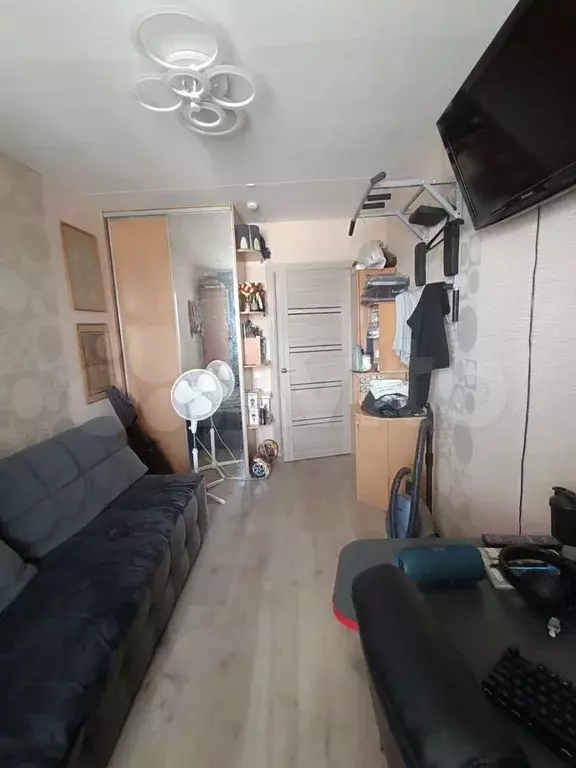 Комната 9,8 м в 3-к., 2/5 эт. - Фото 1
