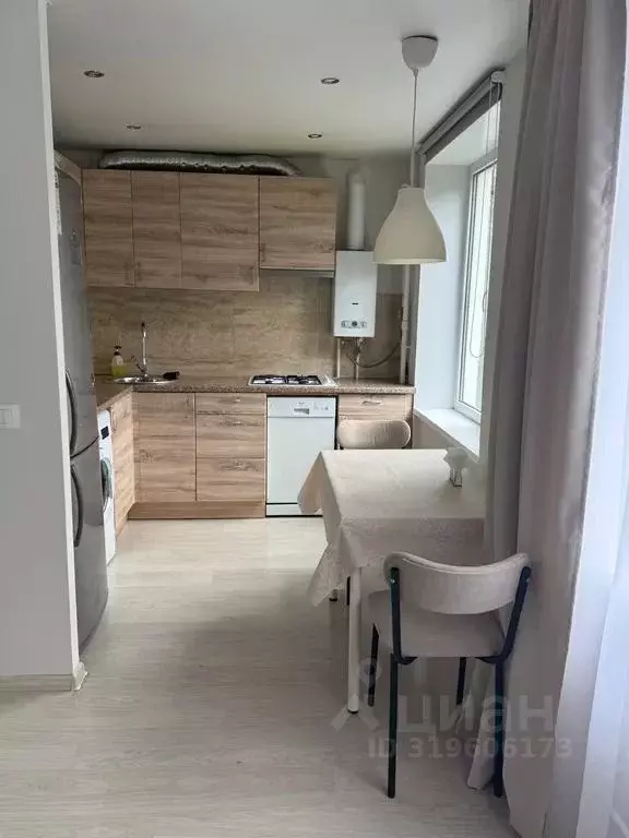 2-к кв. Карелия, Петрозаводск просп. Ленина, 28А (44.0 м) - Фото 1