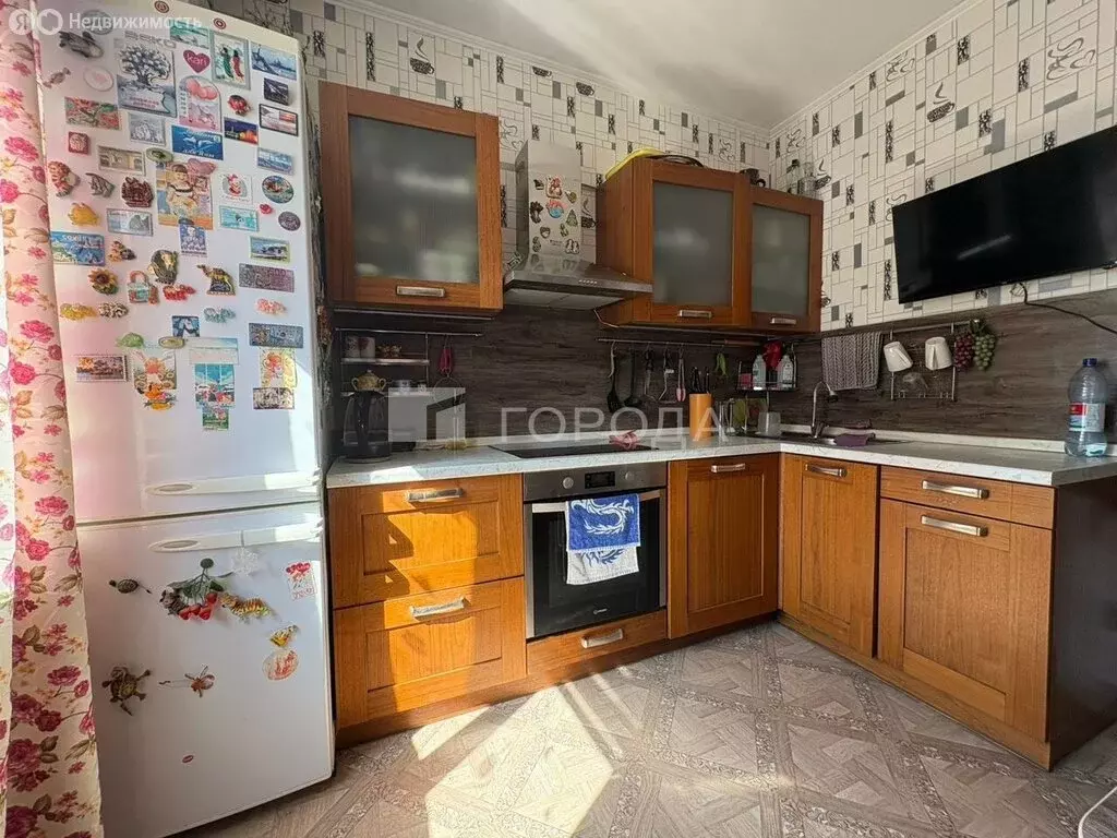 2-комнатная квартира: Барнаул, улица Солнечная Поляна, 55/42 (52 м) - Фото 0