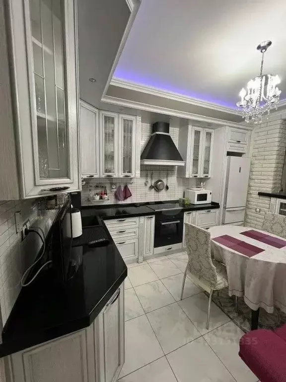 1-к кв. Белгородская область, Белгород ул. Буденного, 17в (56.1 м) - Фото 1