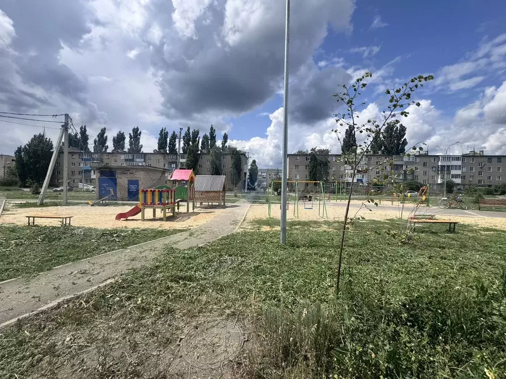 3-к. квартира, 55 м, 1/5 эт. - Фото 1