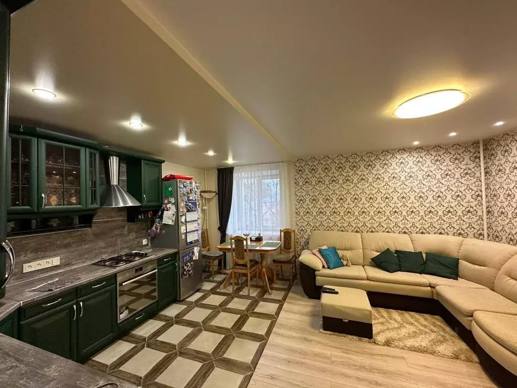 3-к кв. Кировская область, Киров Октябрьский просп., 11 (68.0 м) - Фото 1