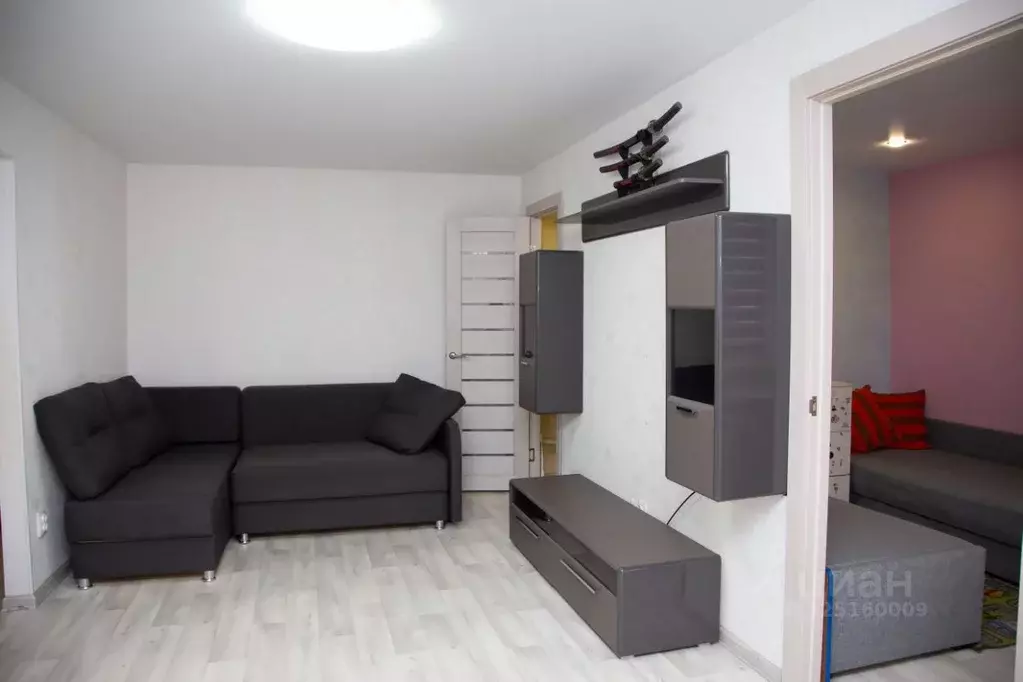 2-к кв. Омская область, Омск Спортивный проезд, 4 (43.7 м) - Фото 2